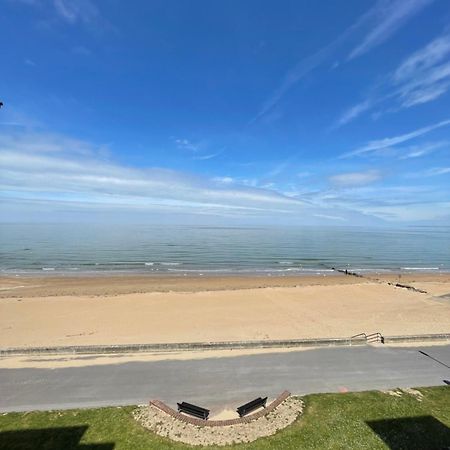 Appartement Vu Sur Mer Cabourg Exteriér fotografie